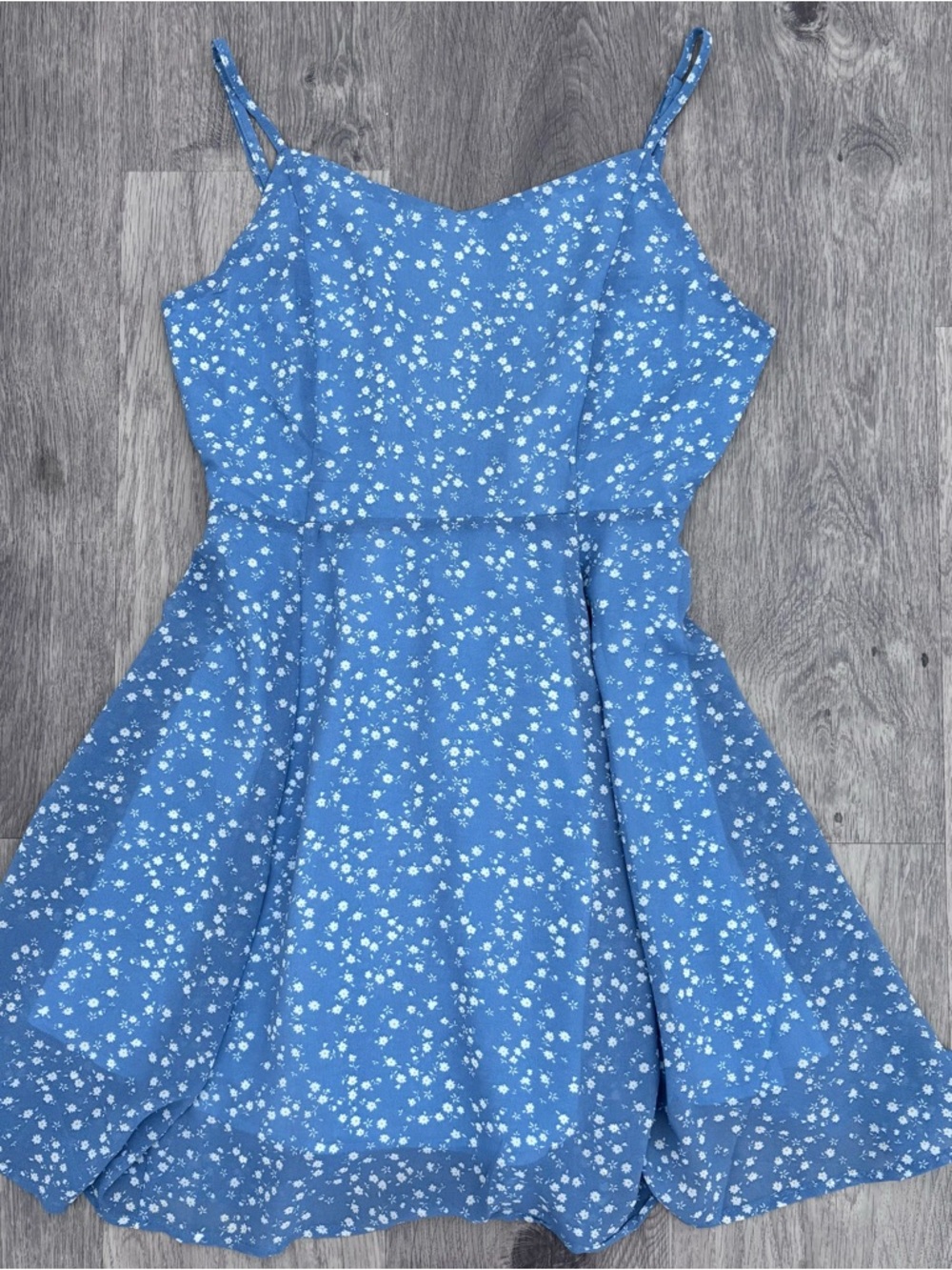 Love Tree Blue Floral Spaghetti-Strap Dress